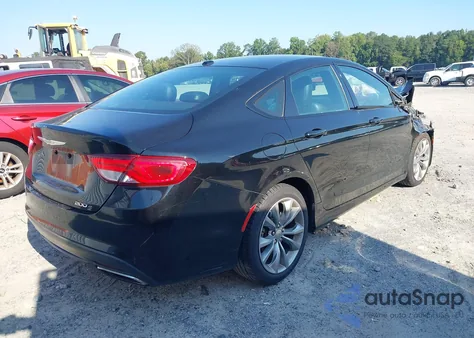 2015 Chrysler 200 S z USA, uszkodzony, nr VIN 1C3CCCBG9FN517877